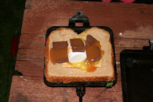 S'more like pudgy pie